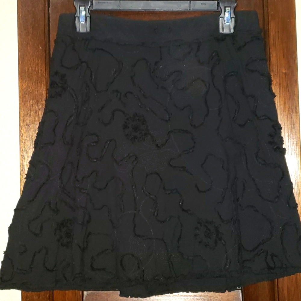 Max Studio small A-line black skirt with detail